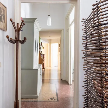 Retro - St. Peter Vatican Apartment Rome