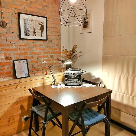 Apartment Lovely Writer Rom