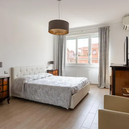 Ancient Roman Style - 7th Floor - Exclusive Apt Appartamento *