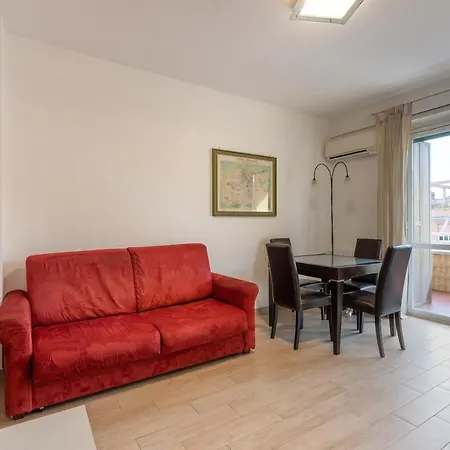 Ancient Roman Style - 7th Floor - Exclusive Apt *
