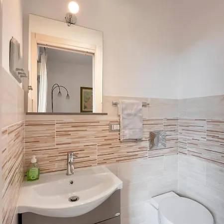 Ancient Roman Style - 7th Floor - Exclusive Apt Appartamento *
