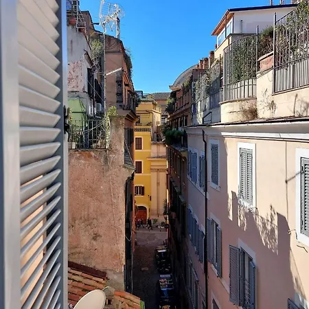 Vicolo Cellini By Halldis Apartment