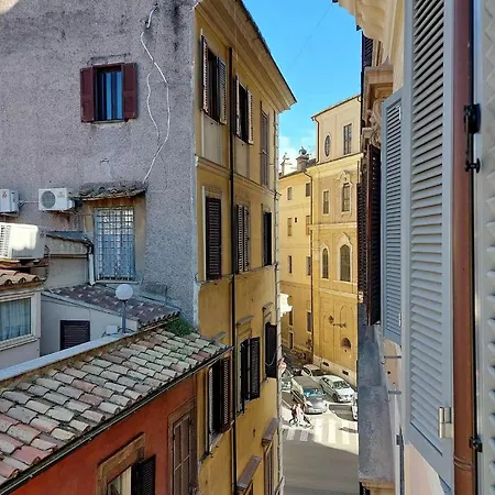 Apartment Vicolo Cellini By Halldis