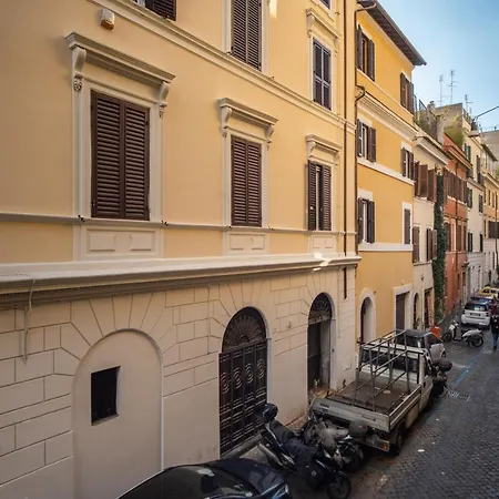 Pgrhome Borgo Vittorio Apartmán *