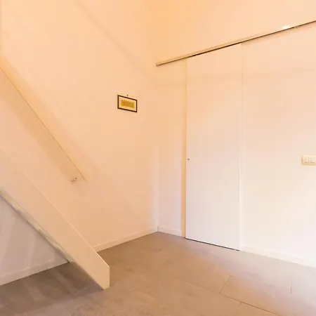 Assisi Style Flat Trastevere Rome