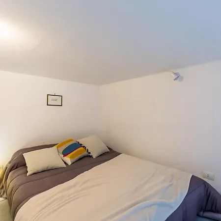 Apartment Assisi Style Flat Trastevere Rome