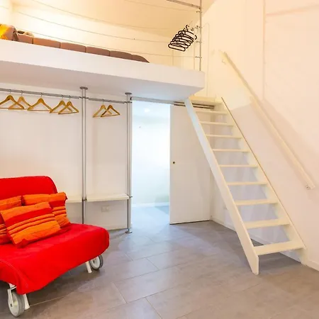 Assisi Style Flat Trastevere * Rome