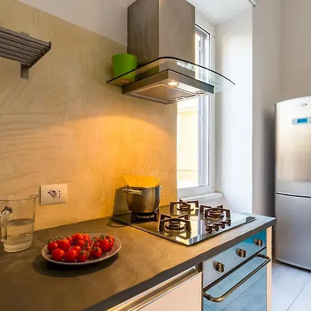 Assisi Style Flat Trastevere Rome