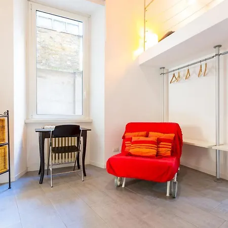 Assisi Style Flat Trastevere Rome