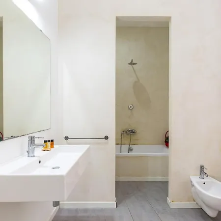 Assisi Style Flat Trastevere Rome