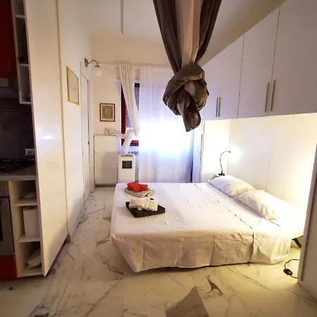 Rouge Studio - 10 Min From Vatican Roma