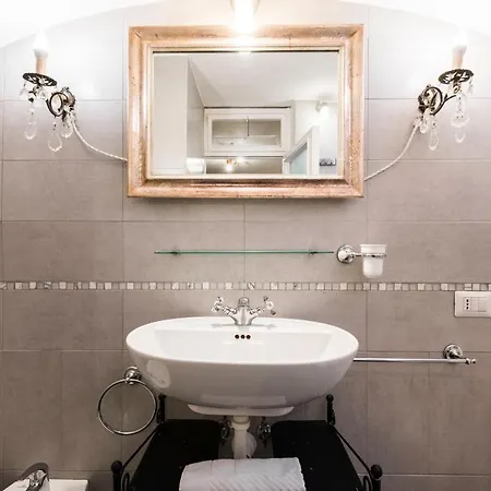Cozy Loft Orsini Palace Apartment