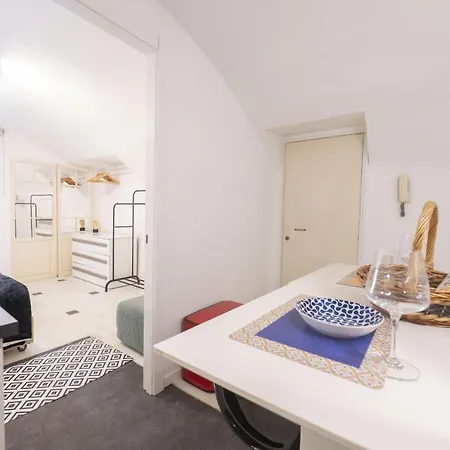 Piazza Navona Balcony Experience Apartment *