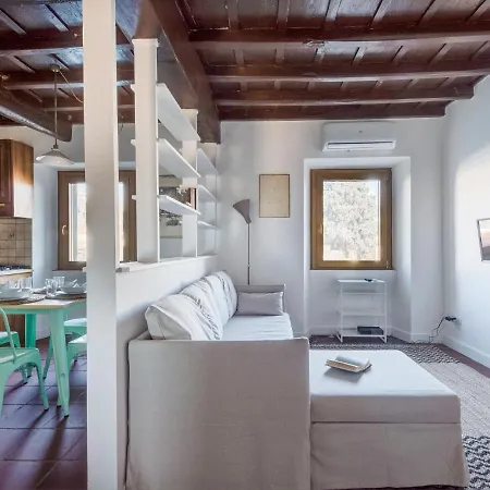 Apartment Trastevere Mantellate By Interhome *