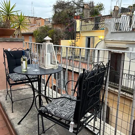 Apartment Spanish Steps Corner