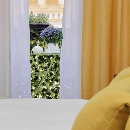 Ych-penthouse Fiammetta A Piazza Navona Apartment Rom