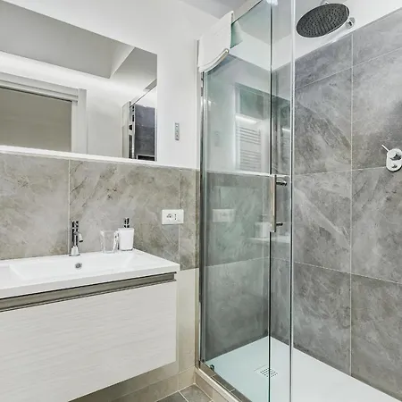 96 Degli Ubaldi Charming Apartment Rom