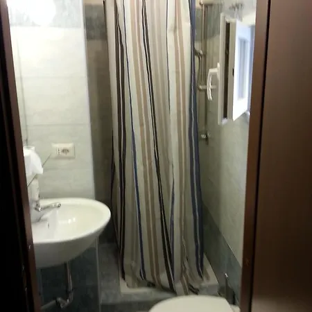 Paolina Rooms Bed & Breakfast *