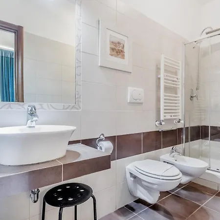 Vatican Guest house 2*