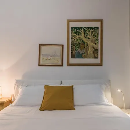 Largo Leopardi Apartment *