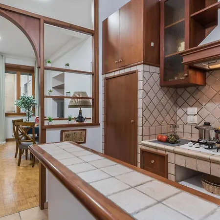 Largo Leopardi Apartment Rome