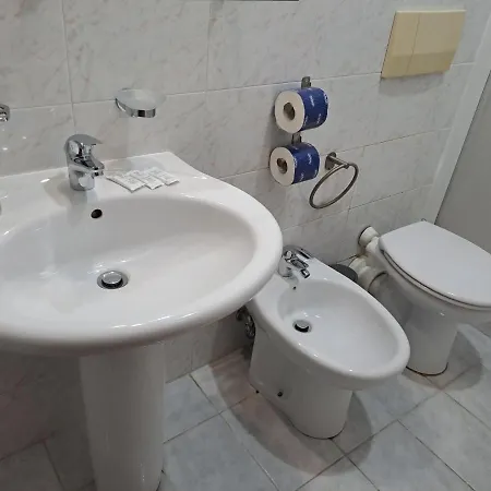 Hotel Fenicia 2*