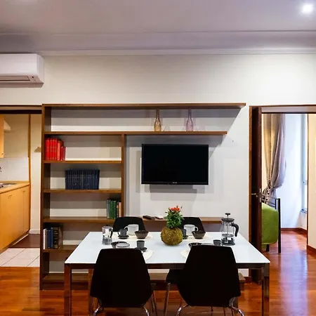 Apartment Colosseum At 400 Meters
