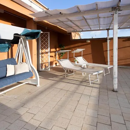Casa Aurora - Terrazza Con Vista San Pietro Apartment