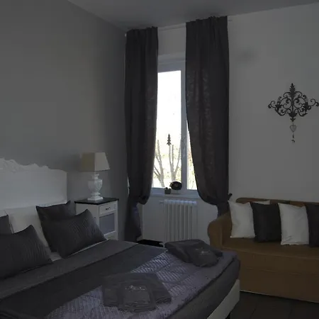 Blanc Maison Tevere Rome