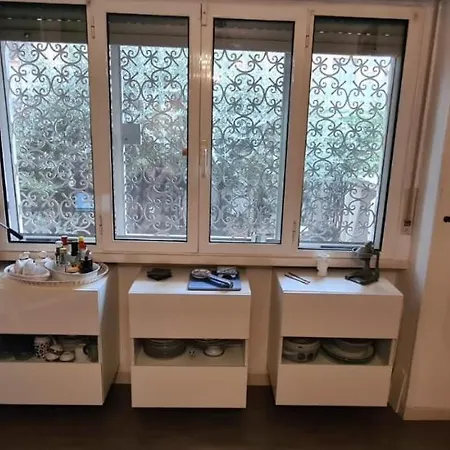 Holiday home Garden Casa Kangen Rome