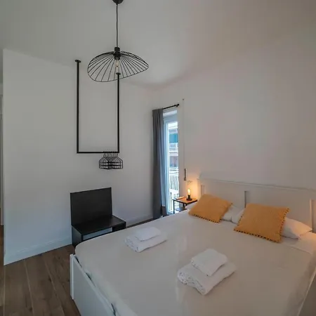 Vintage Cipro Apartment *
