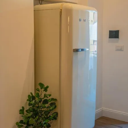 Vintage Cipro Apartment *