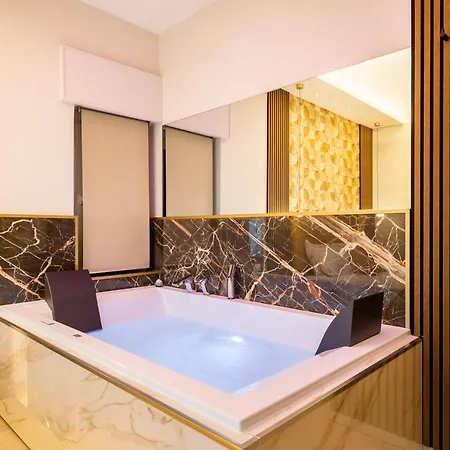Albadea Suites&jacuzzi Guest house *