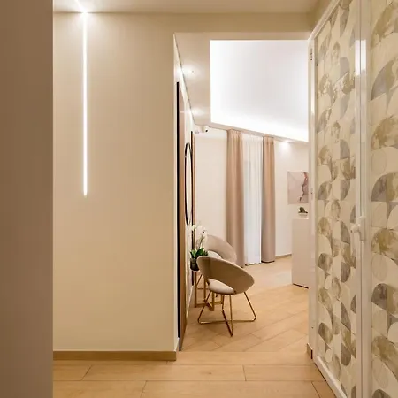 Albadea Suites&jacuzzi Guest house Rome