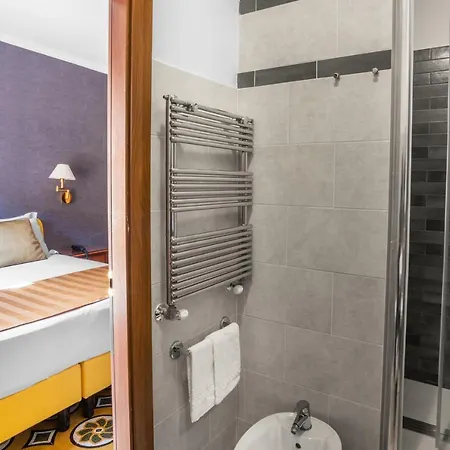 Hotel Piazza Di Spagna