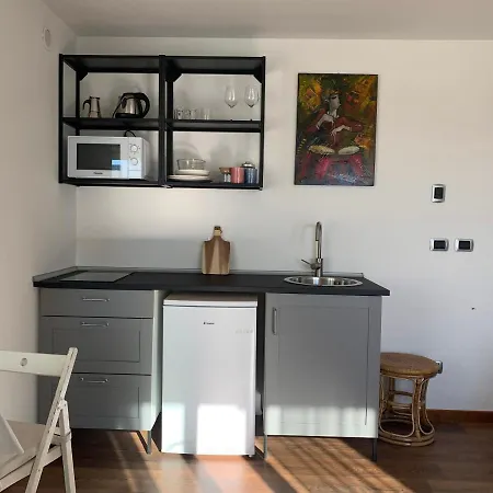 Trastevere Studio Flat - Zen15 * Rome