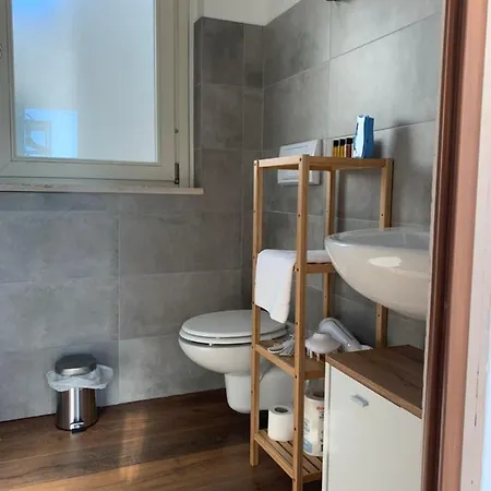 Trastevere Studio Flat - Zen15 Apartment
