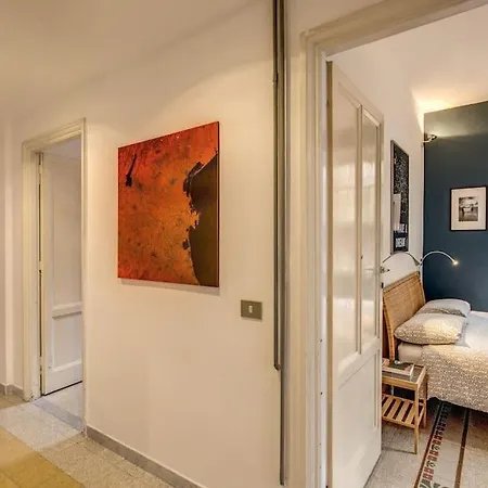 Apartment Monti Coliseum 2nd Floor 3 Bedroom