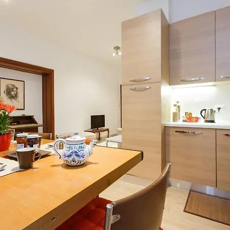 St.peter/vatican New Spacious 3bedrooms Apartment
