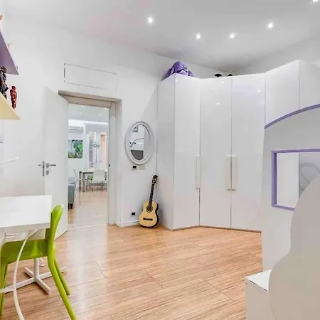 Apartment Lussuoso Accanto Al Colosseo Rome
