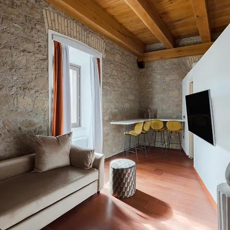 Torre Capranica Apart Otel