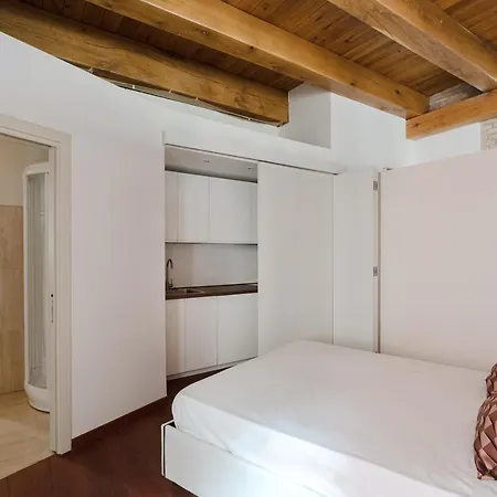 Apart Otel Torre Capranica Roma