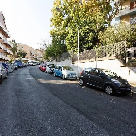 St.peter/vatican New Spacious 3bedrooms Apartment *