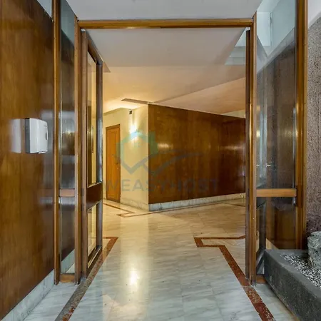 Apartment Classern Apt In Pz Navigatori Rom