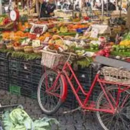 La Corte Antica Dei Banchi Vecchi *