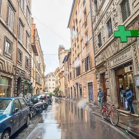La Corte Antica Dei Banchi Vecchi Appartamento *