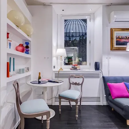 Appartement Via Condotti Private Rome