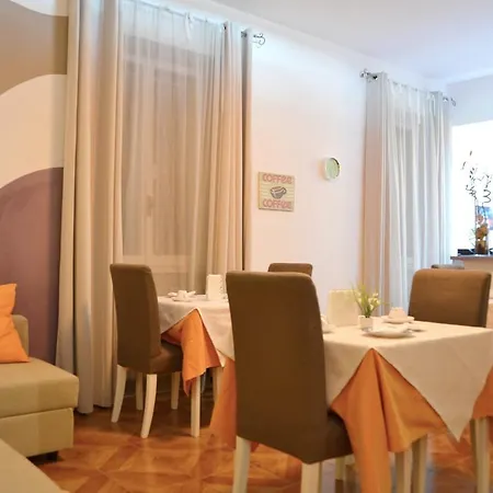 La Luna Di Bed & Breakfast 2*