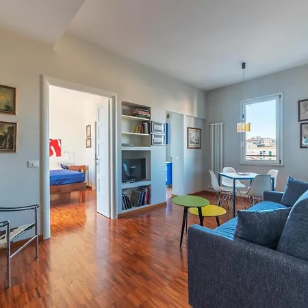 Bright With Views Of San Pietro Apartment Rome