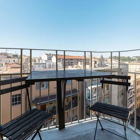 Bright With Views Of San Pietro Apartment Rome